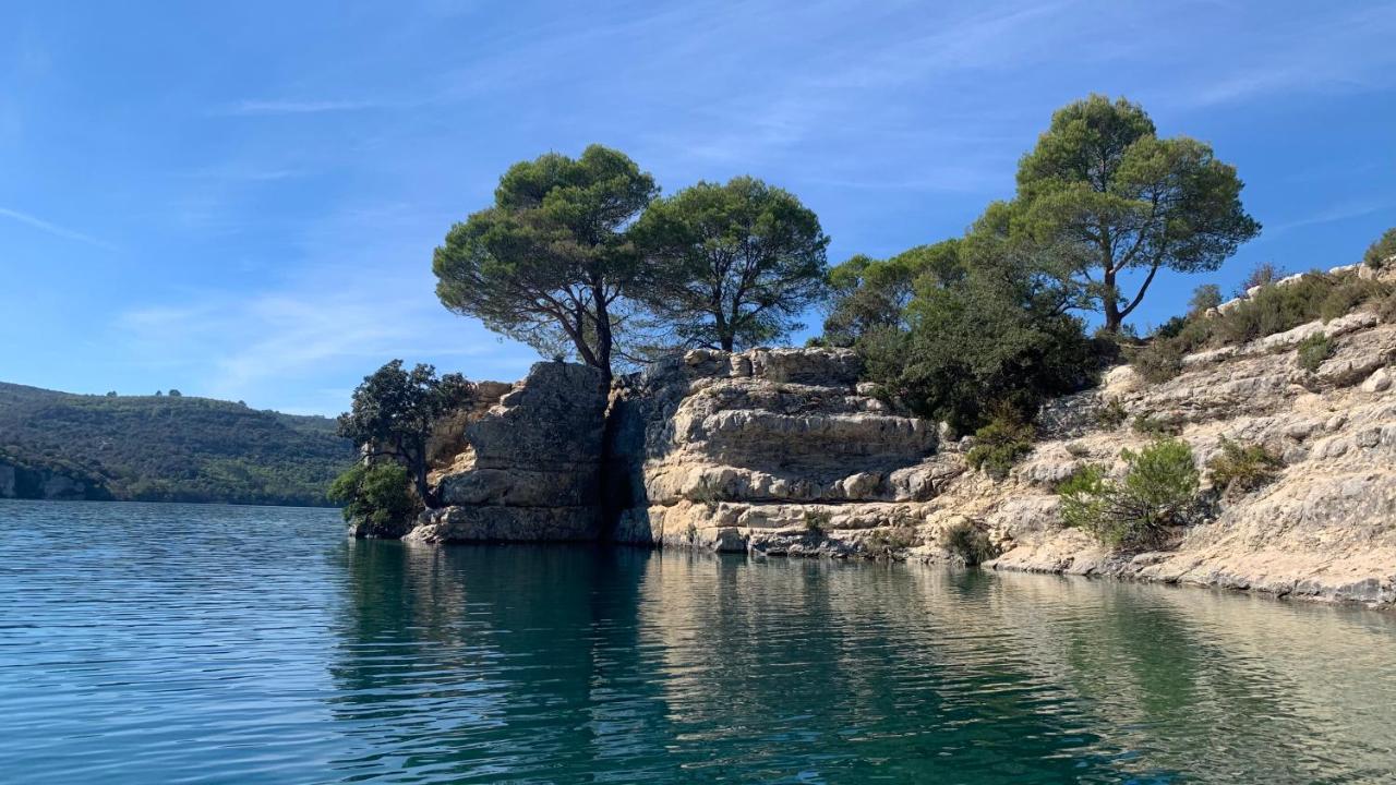 Votre Cocon En Pierre Et Son Spa En Option Gite Le Repos Des Chenes Régusse 외부 사진