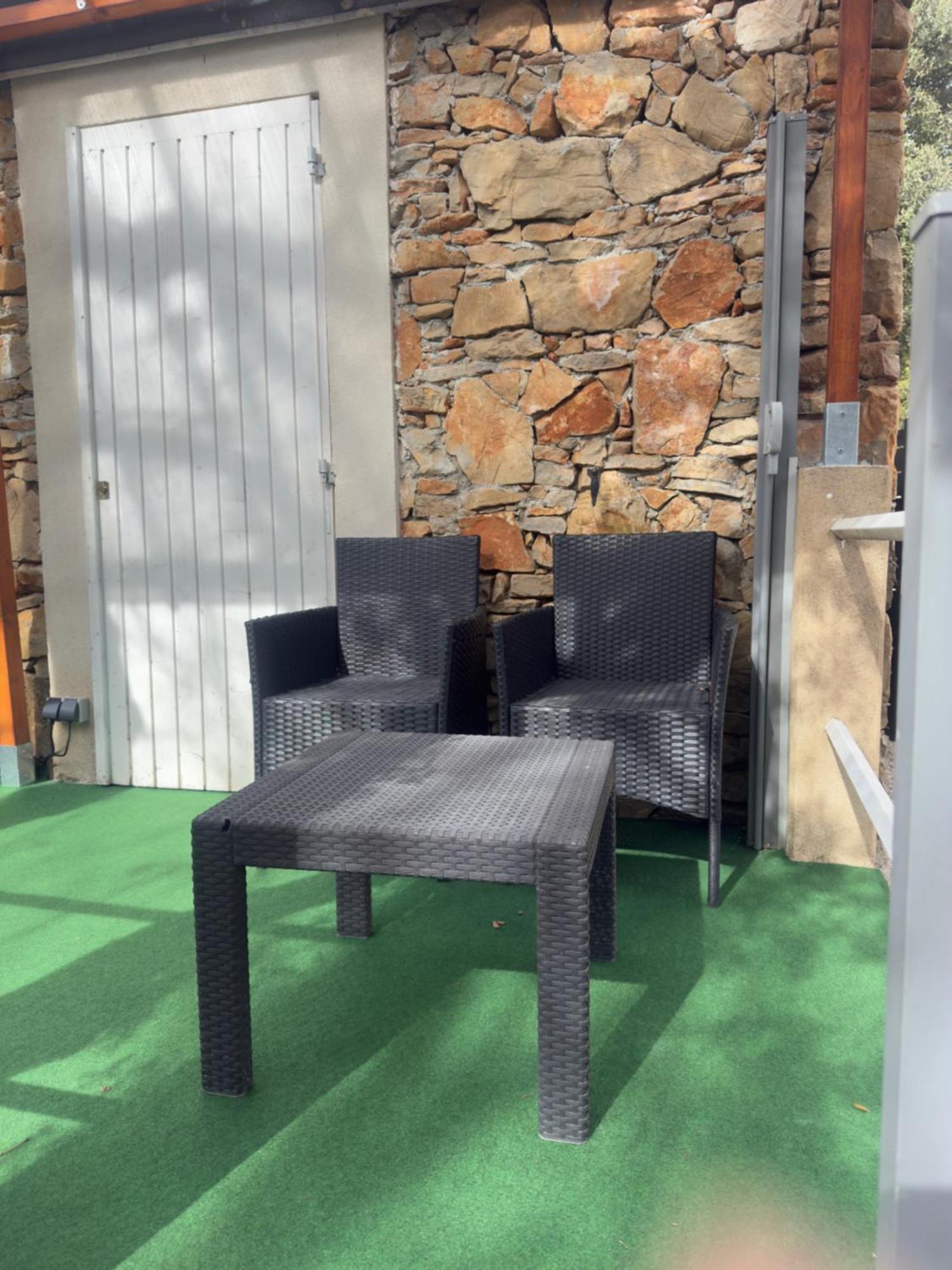 Votre Cocon En Pierre Et Son Spa En Option Gite Le Repos Des Chenes Régusse 외부 사진